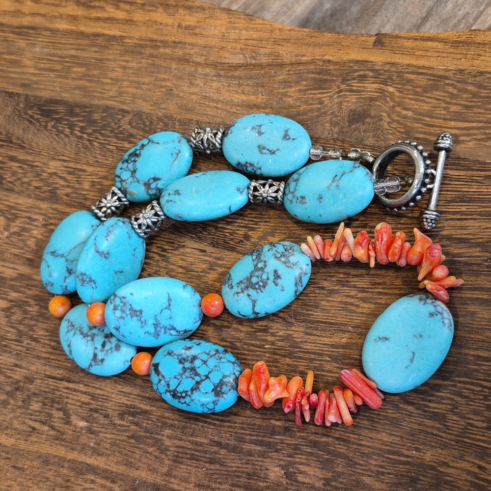 Vintage Turquoise Howlite & Orange Coral Beaded Silver Tone Statement Necklace - Picture 2 of 9